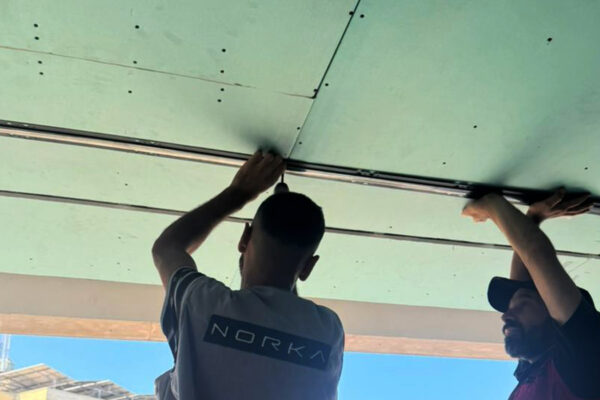 Gypsum-Board-Installation-Stock-Photo-1600x900-1-1