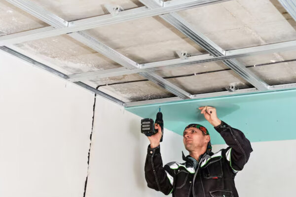 Gypsum-Board-Installation-Stock-Photo-1600x90000